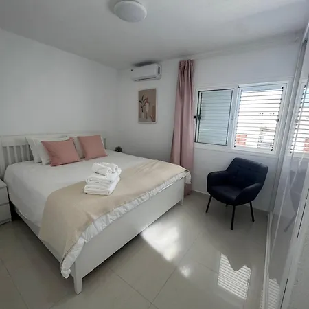 Casa Sara Seaview Дом отдыха *