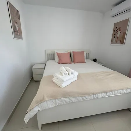 Casa Sara Seaview * Плайя-Онда