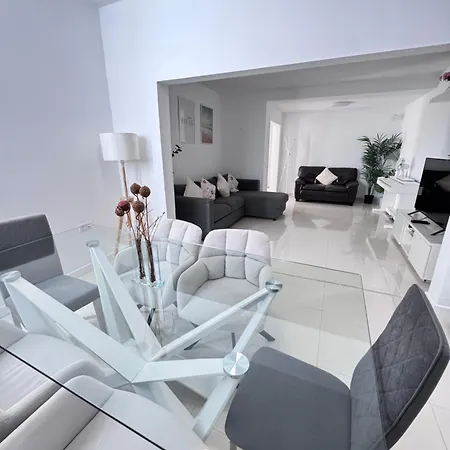 Casa Sara Seaview Дом отдыха *